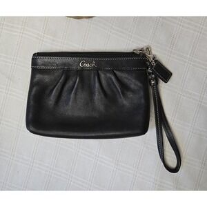 Coach Black Wristlet Pouch Pebble Leather Small Authentic Designer Soft. *READ